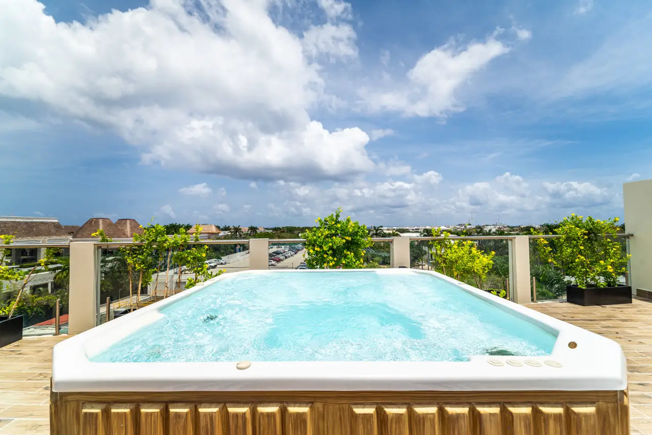 Elegant Penthouse w/ Jungle View Terrace, Pool, Jacuzzi gallery 7