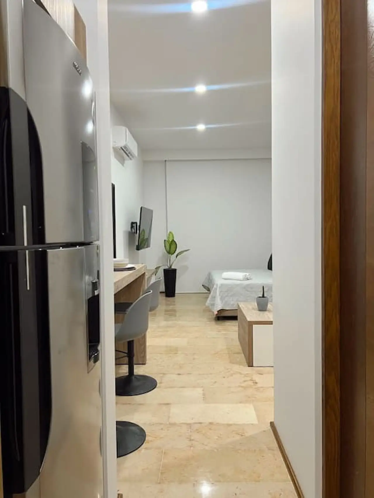 Luxury Stay at Menesse 08 – Pool, Jacuzzi, Sauna & Gym Included gallery 9