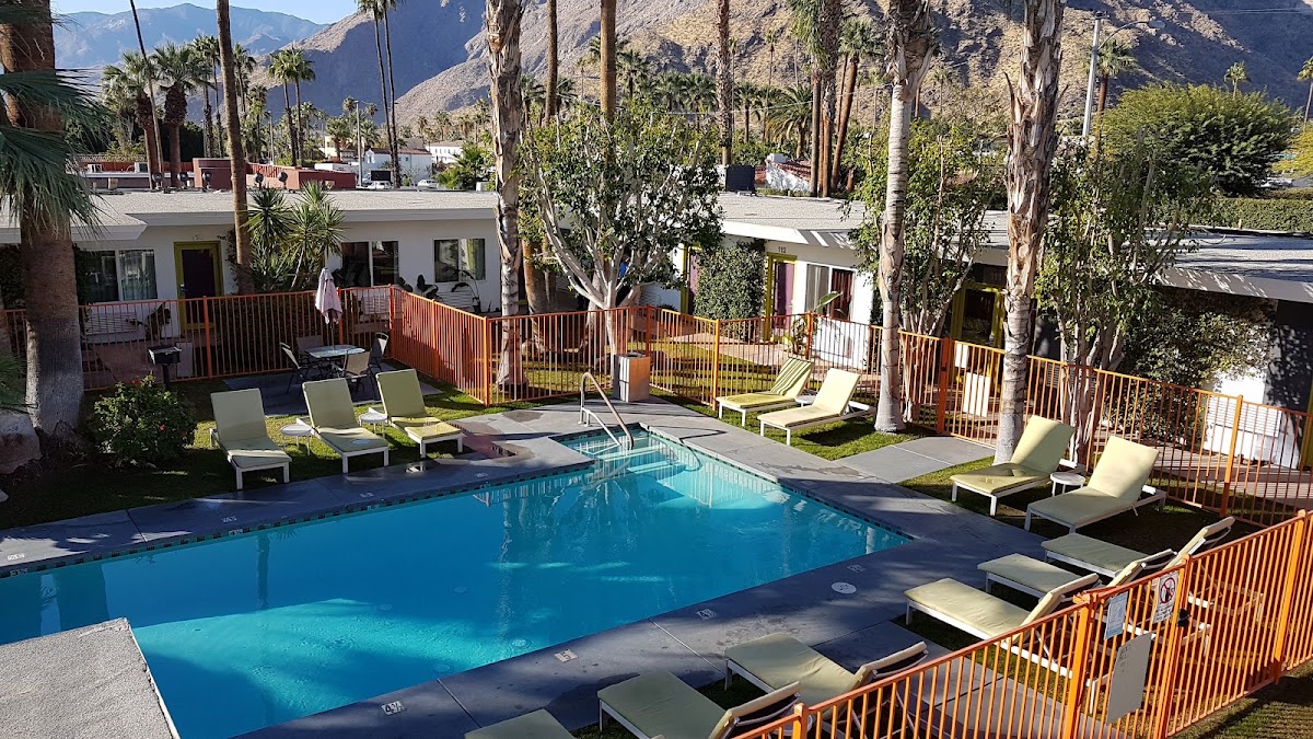 7 Springs Inn & Suites gallery 6