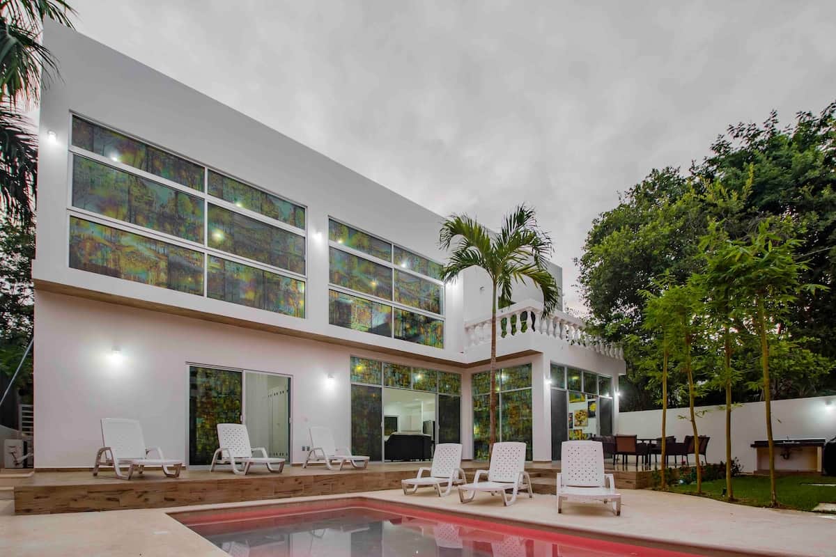 Luxury 5BR Villa • Spacious & Elegant Stay gallery 9