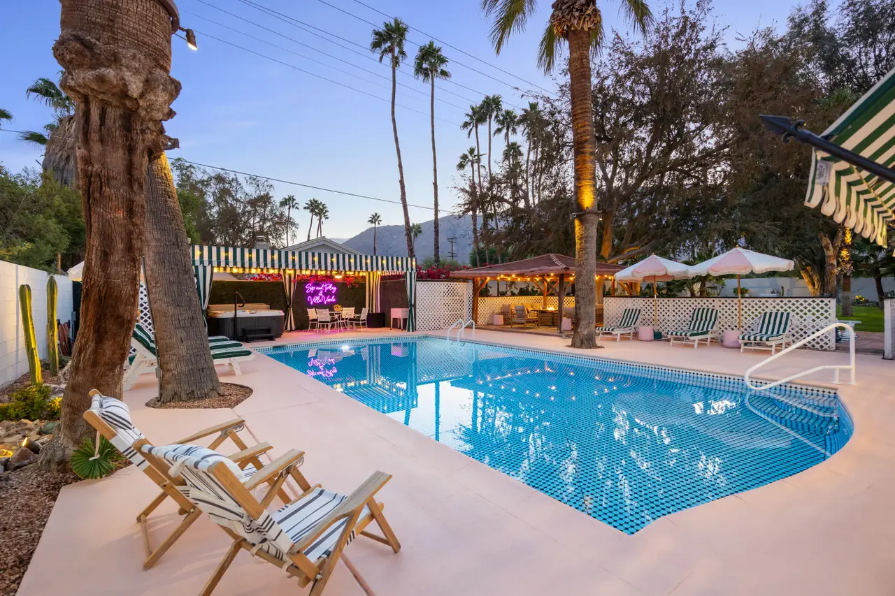 Villa Verde: Lush Spanish Estate, Glamorous Pool, EV Charger gallery 7