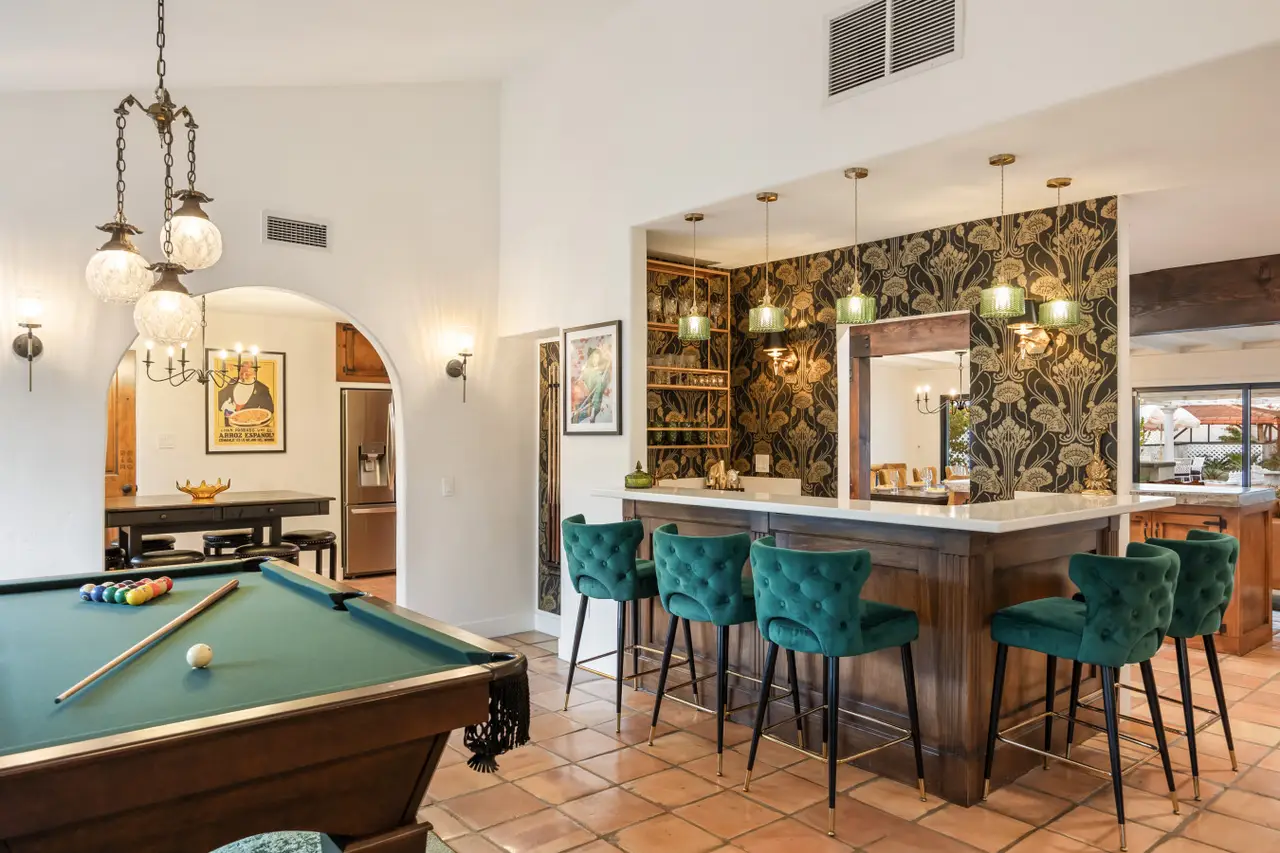 Villa Verde: Lush Spanish Estate, Glamorous Pool, EV Charger gallery 10