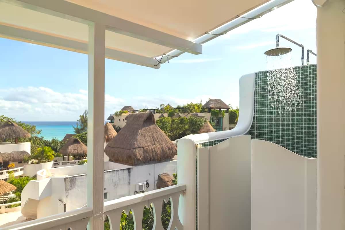 Ocean View Penthouse (1BR) gallery 6