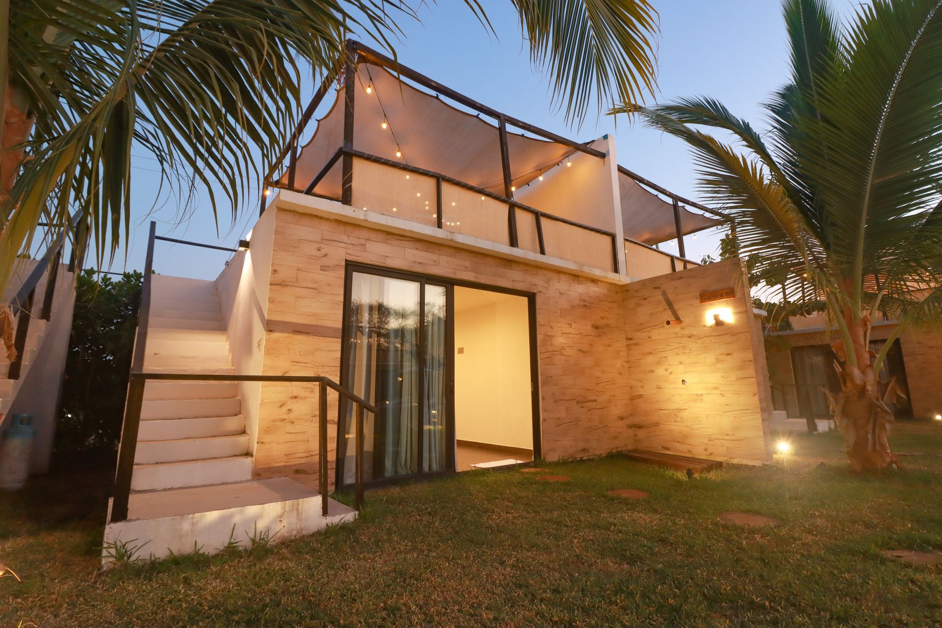 Bora Boutique gallery 13
