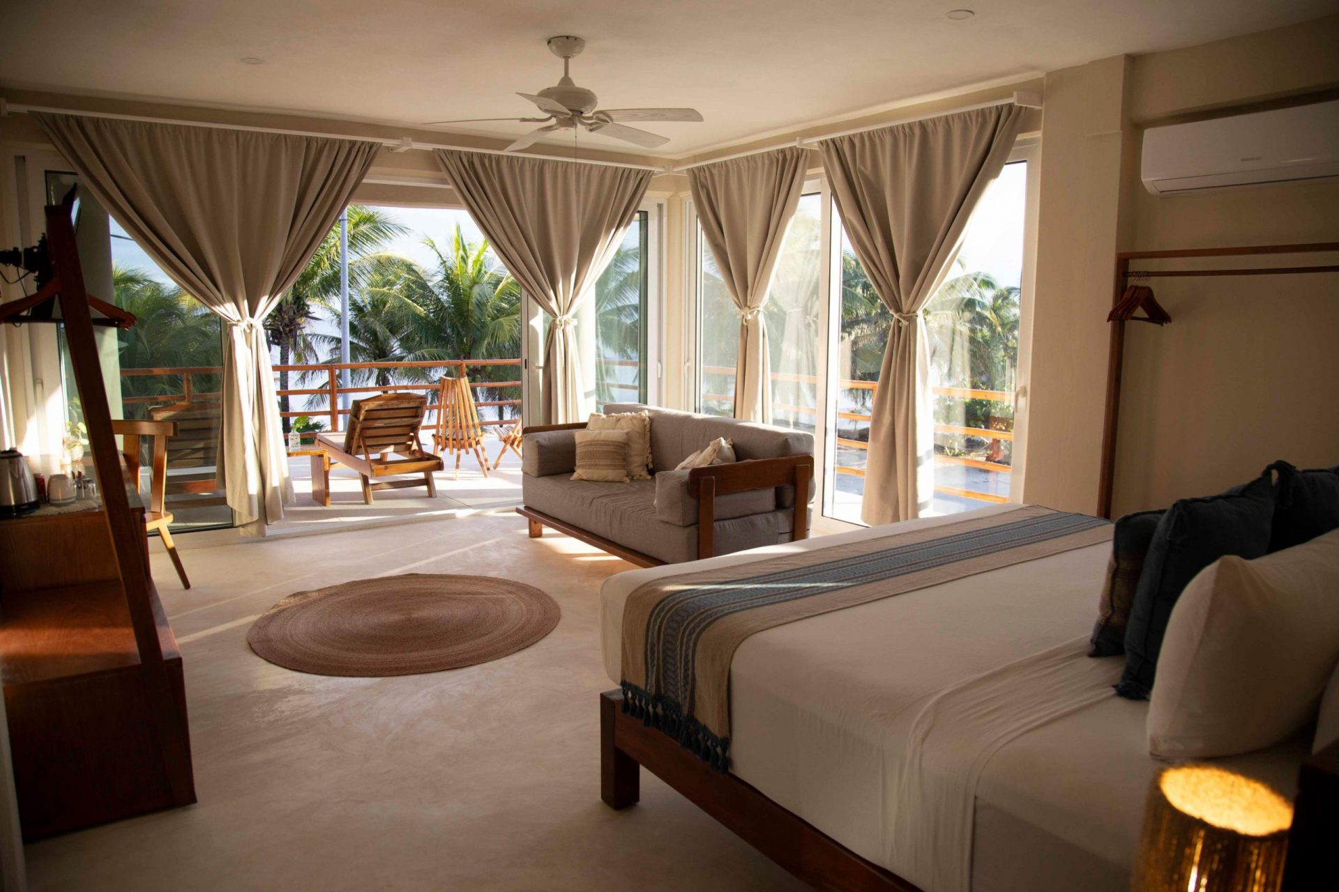 Noah Beach Hotel & Suites gallery 14