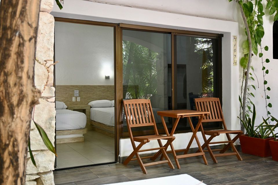 Hotel Pelicano Inn gallery 14