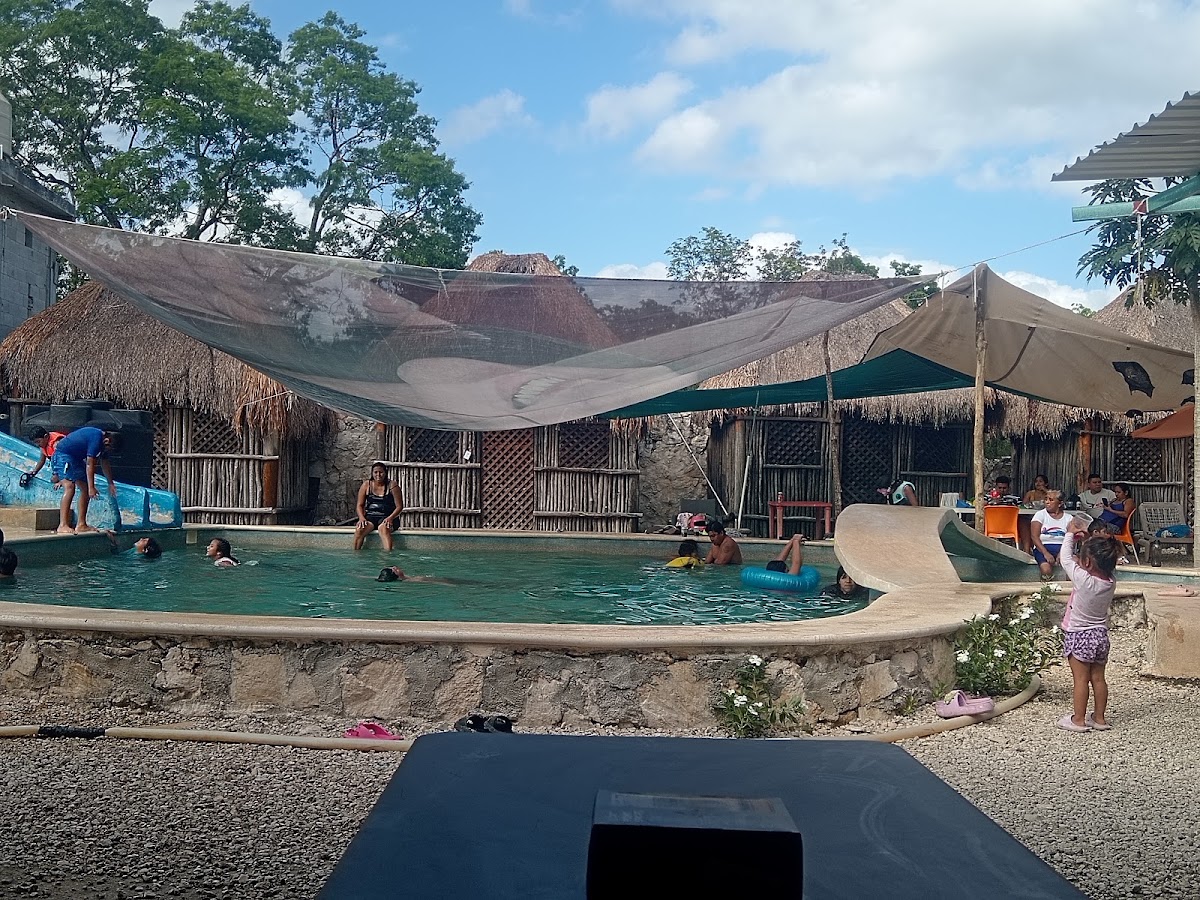 Balneario el pekelagarto gallery 1