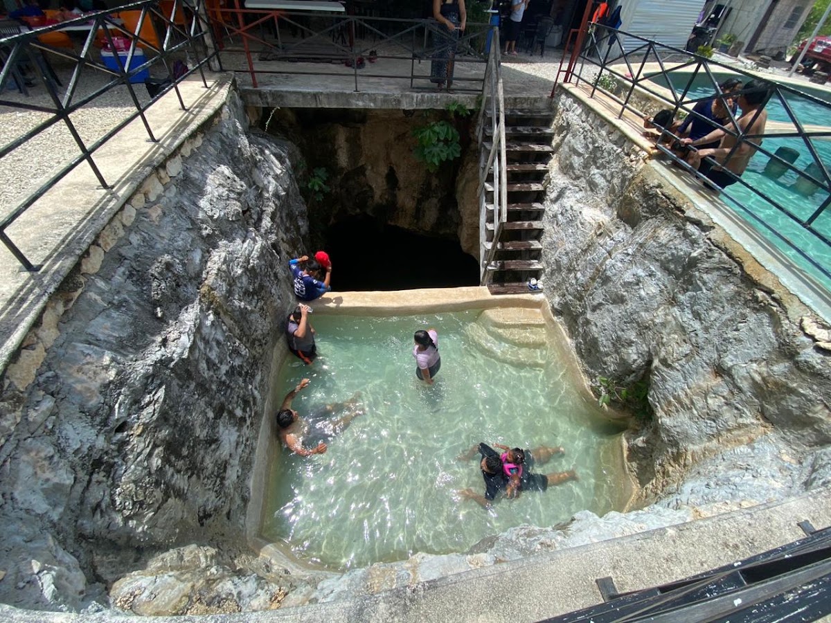 Balneario el pekelagarto gallery 4