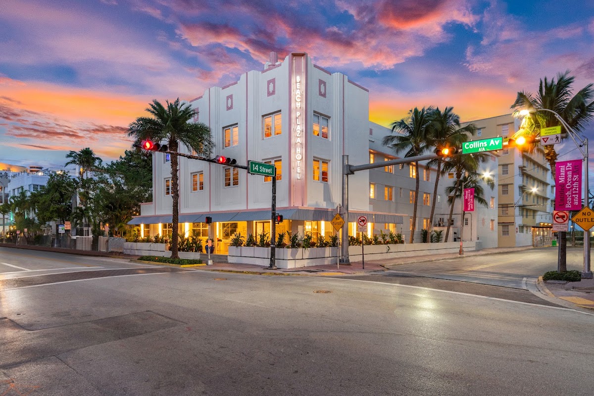Beach Plaza Hotel gallery 1