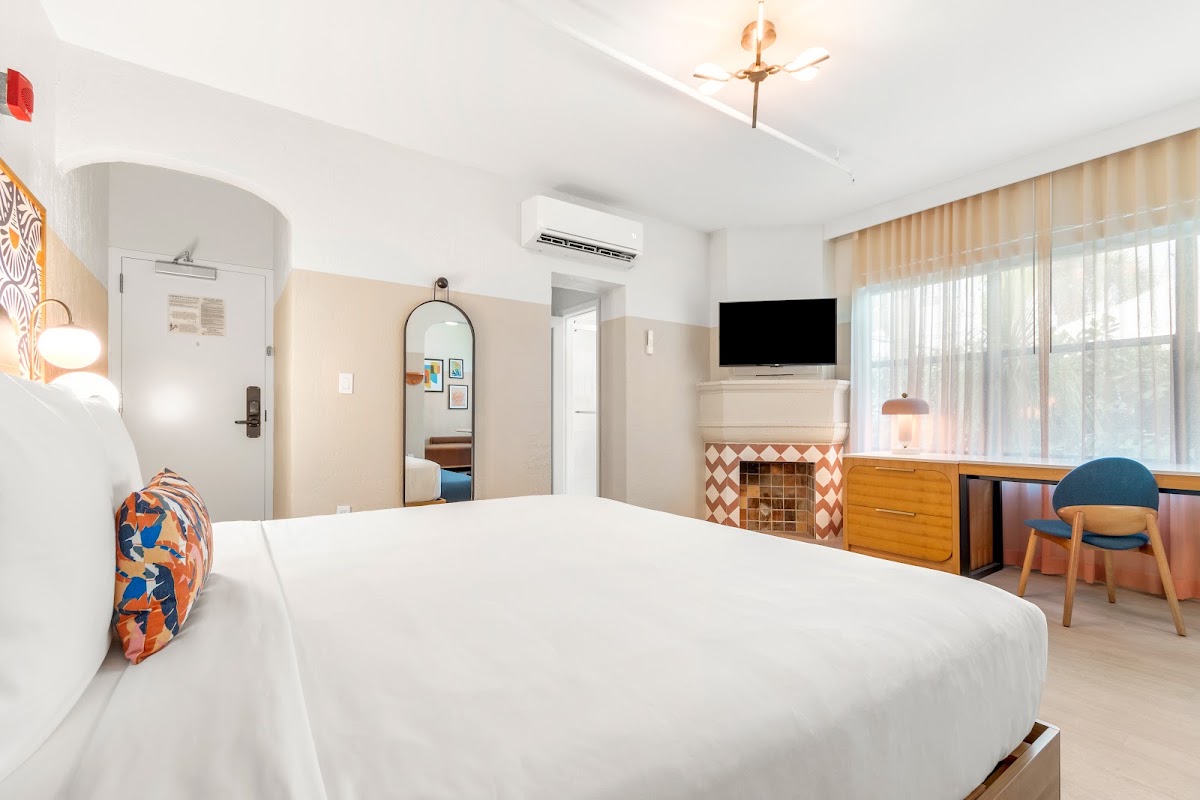 Beach Plaza Hotel gallery 10