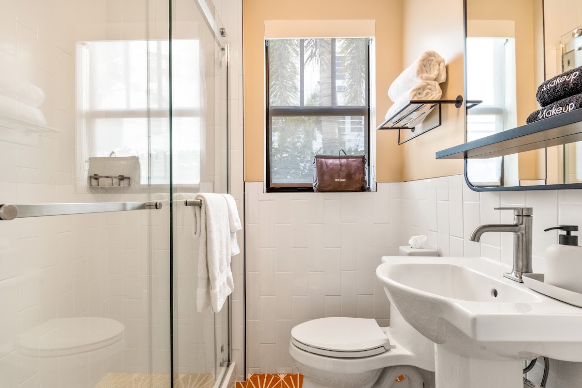 Beach Plaza Hotel gallery 3