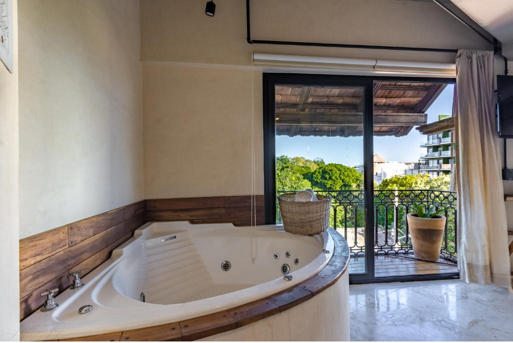 Caribbean Paradise Boutique Hotel gallery 4