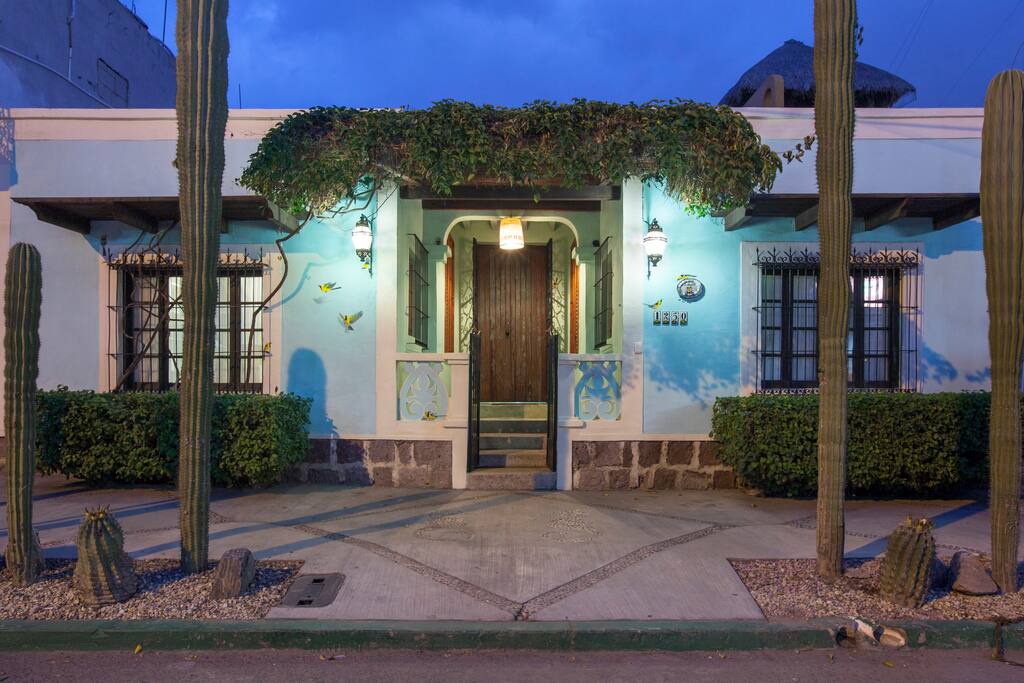 Casa Abuelita de los Pajaritos gallery 8