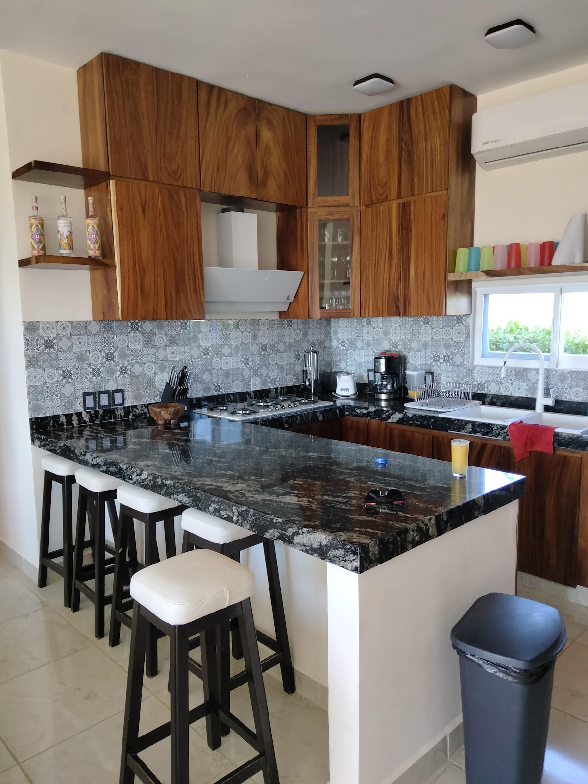 Casa Colores Beach House gallery 4