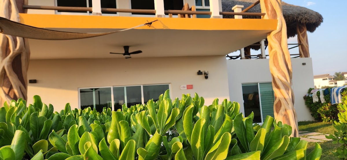 Casa Colores Beach House gallery 9