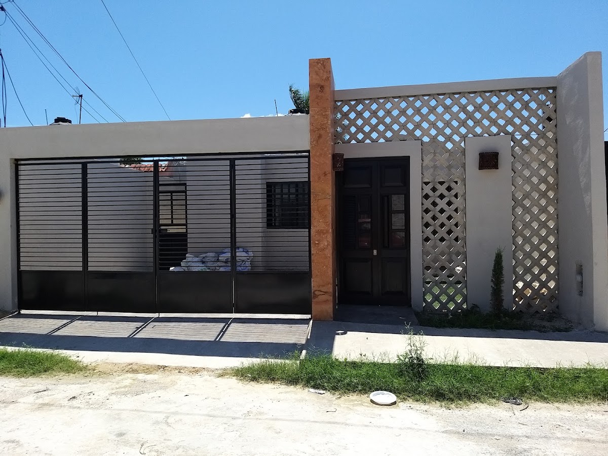 Casa Holly Mulsay gallery 1