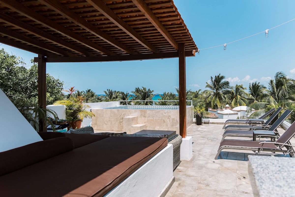 Casa Pescada Vacation Rental Beach Villa gallery 1