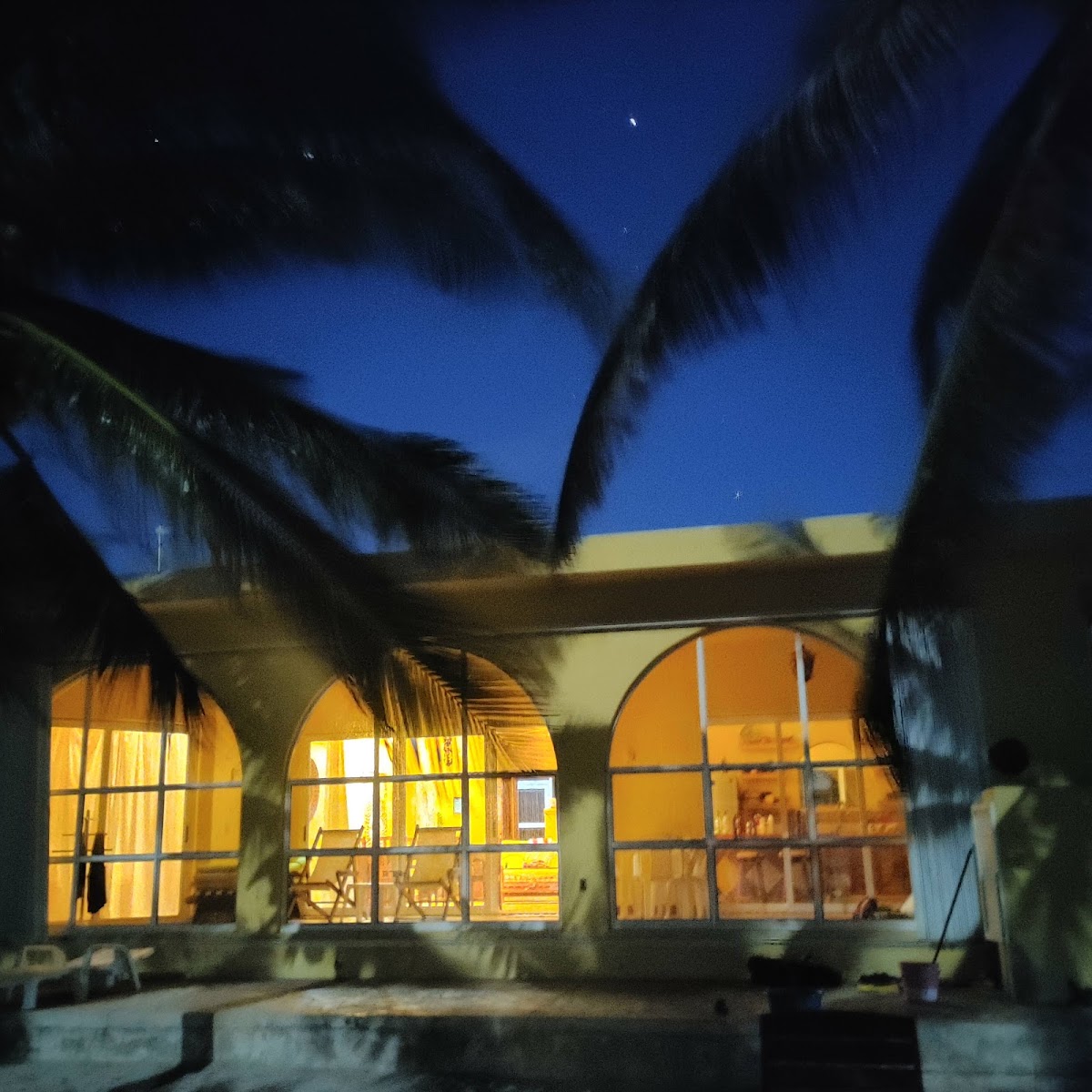 Castaway Palms Beachfront House gallery 10