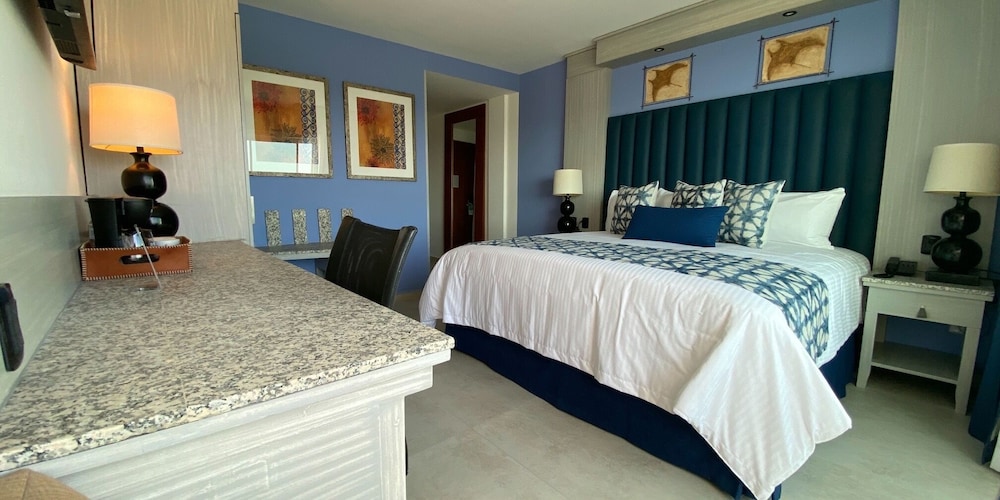 Hotel HBlue Malecón gallery 12