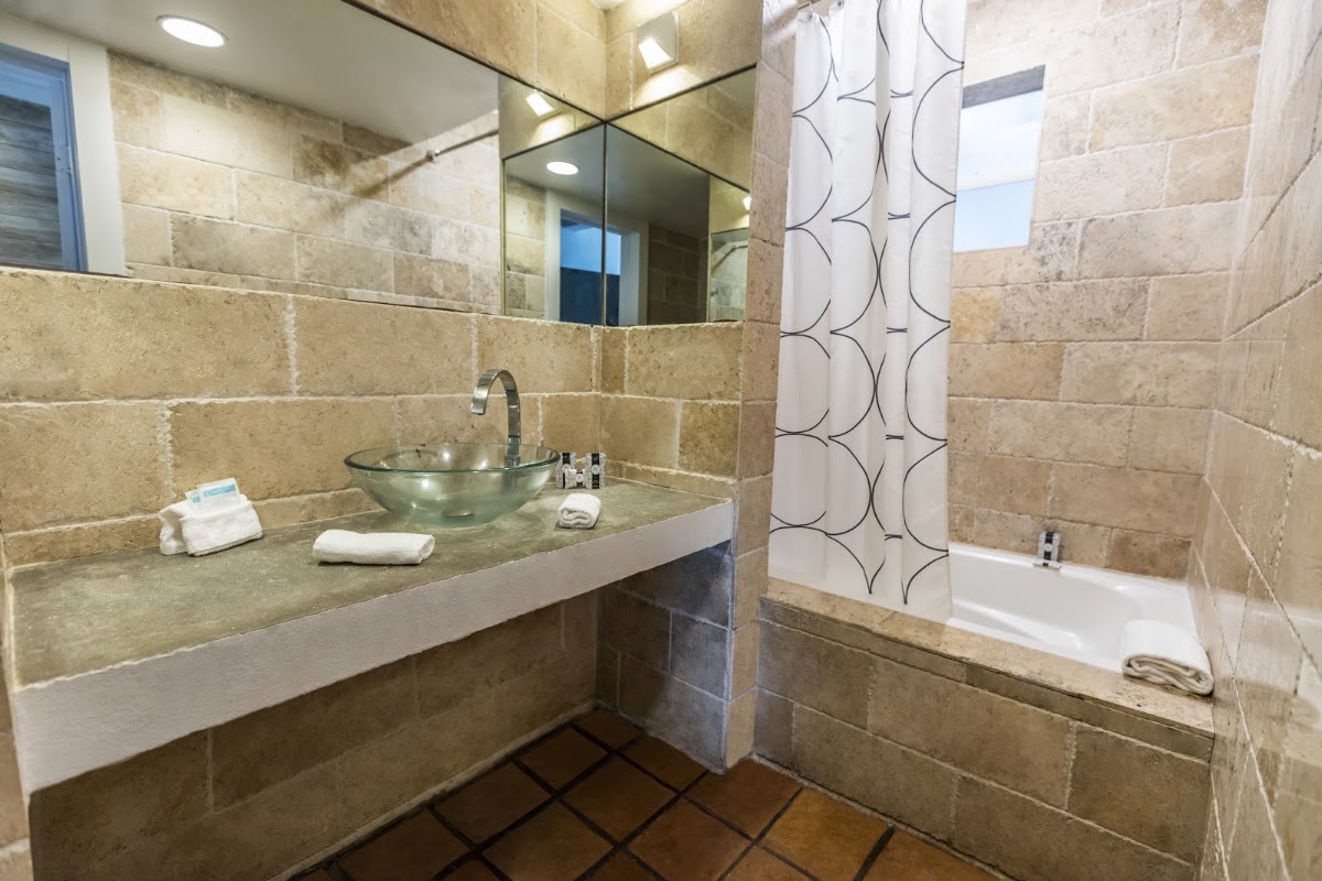 Chesterfield Hotel & Suites gallery 3