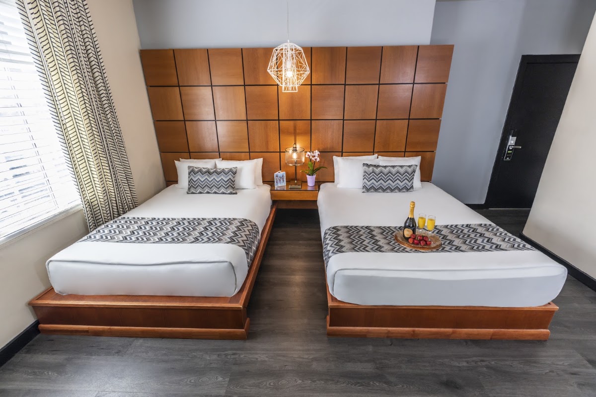 Chesterfield Hotel & Suites gallery 5