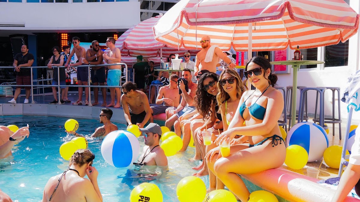 Clevelander South Beach gallery 9
