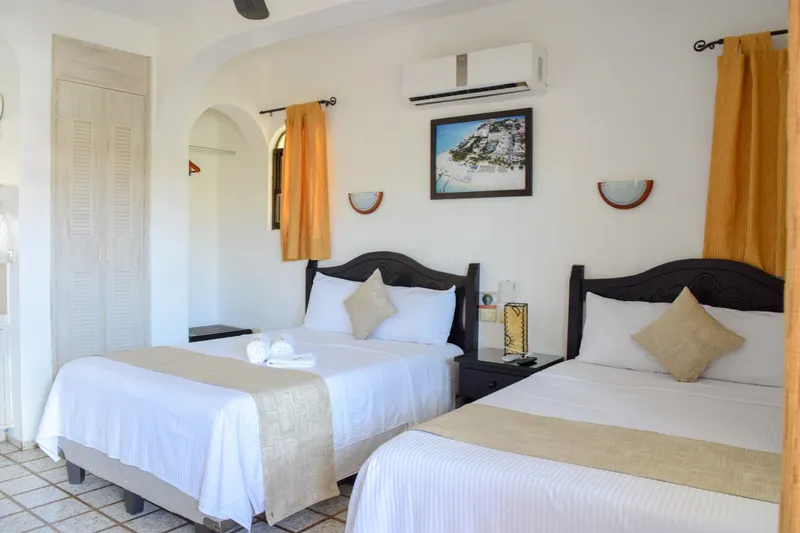 Hotel & Suites Bucaneros gallery 14