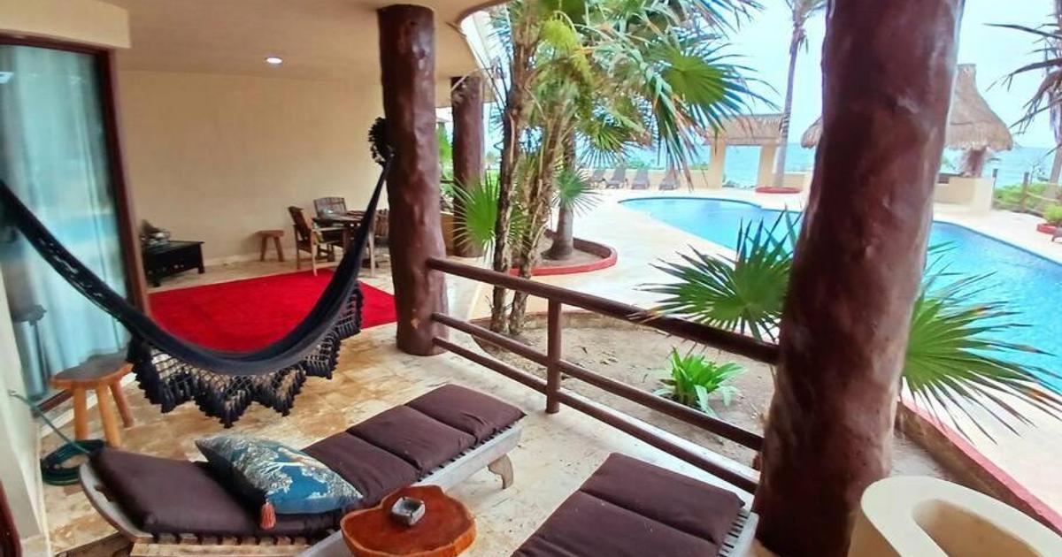 Villa 301, Ground floor, Oceanfront! gallery 1