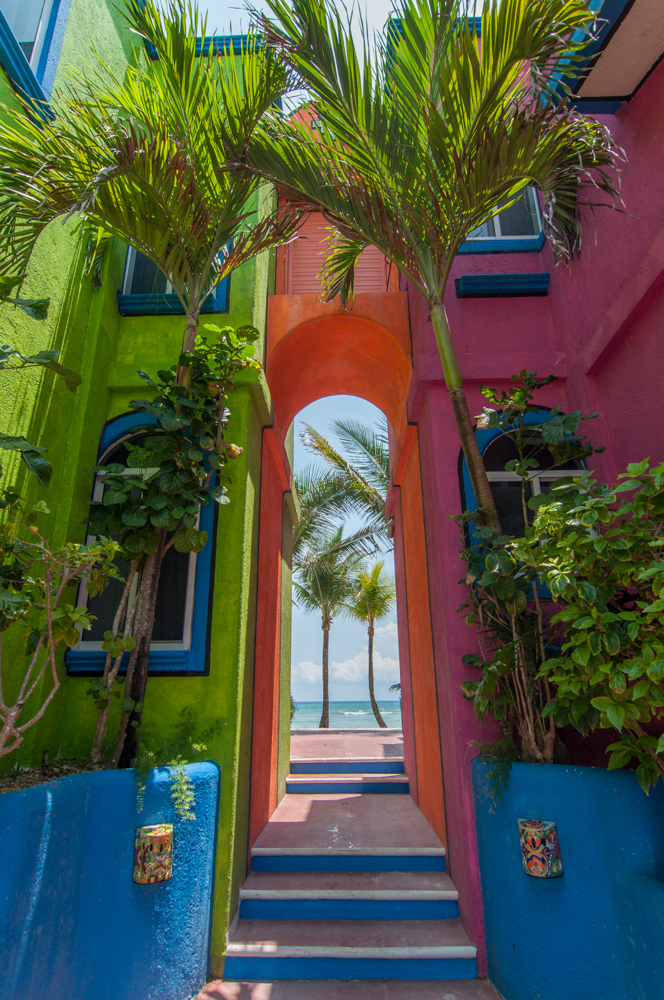 Del Sol Beachfront Condos and Hotel gallery 8