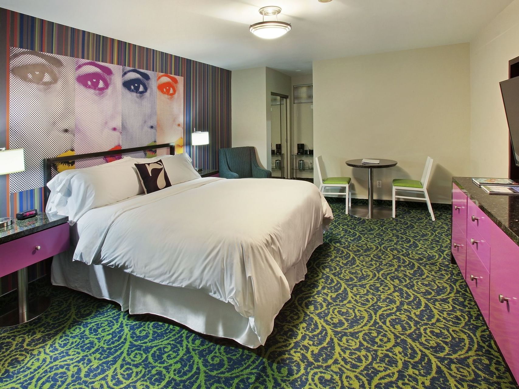 7 Springs Inn & Suites gallery 12