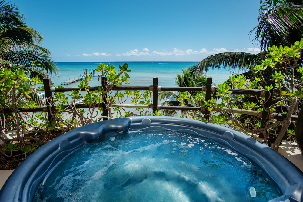 El Taj Oceanfront & Beachside Condo Hotel gallery 3