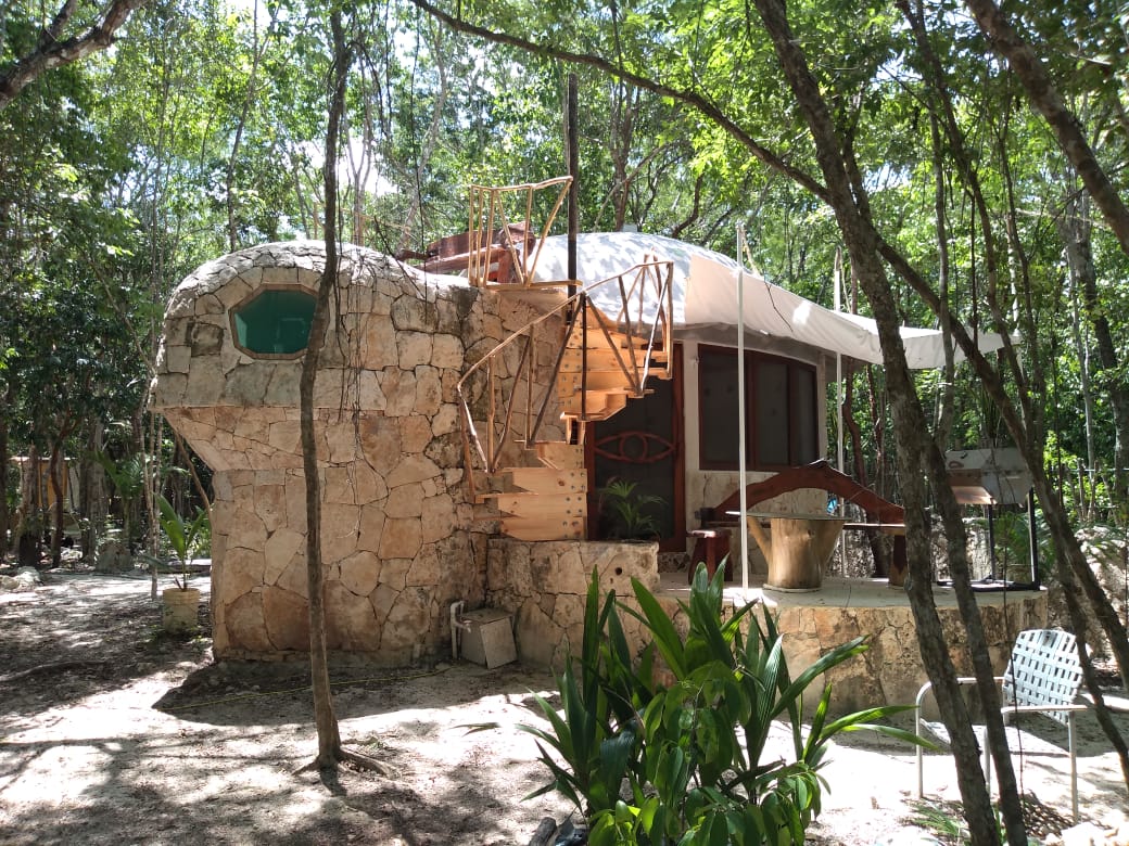Glamp Aak Eco-friendly jungle retreat gallery 1