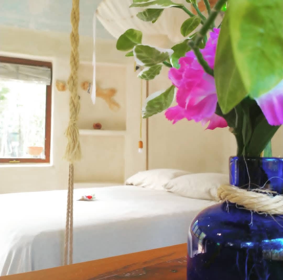 Glamp Aak Eco-friendly jungle retreat gallery 5