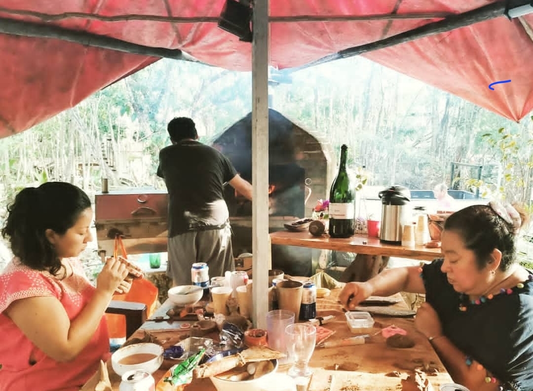 Glamp Aak Eco-friendly jungle retreat gallery 7