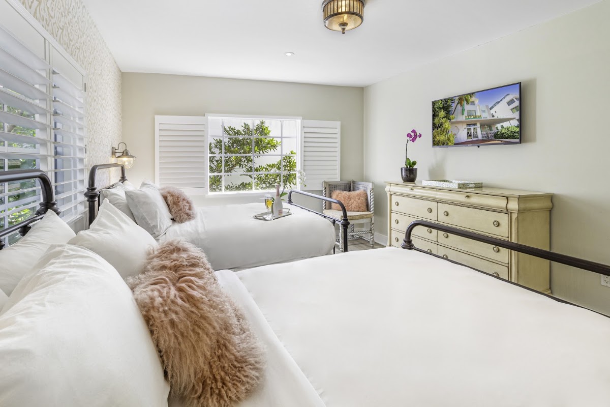 Henrosa Hotel gallery 2