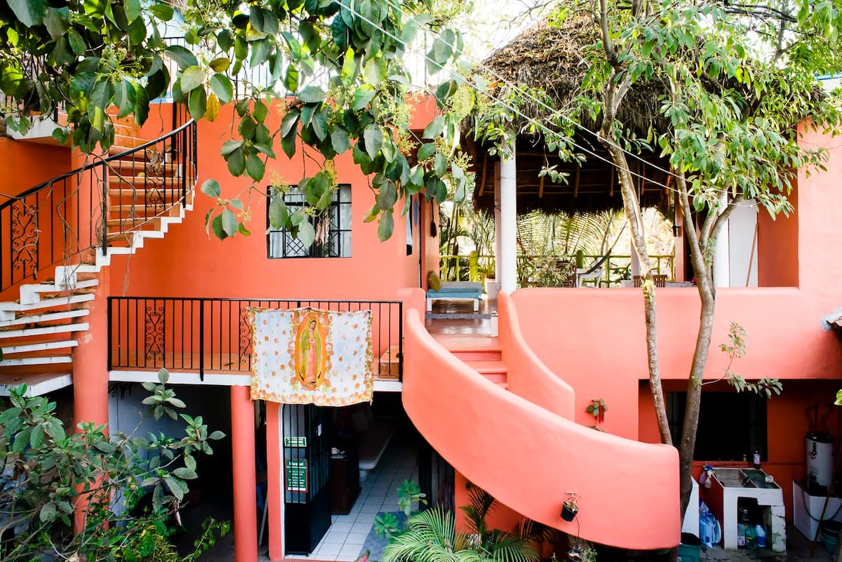 Hostal Casa Amistad gallery 1