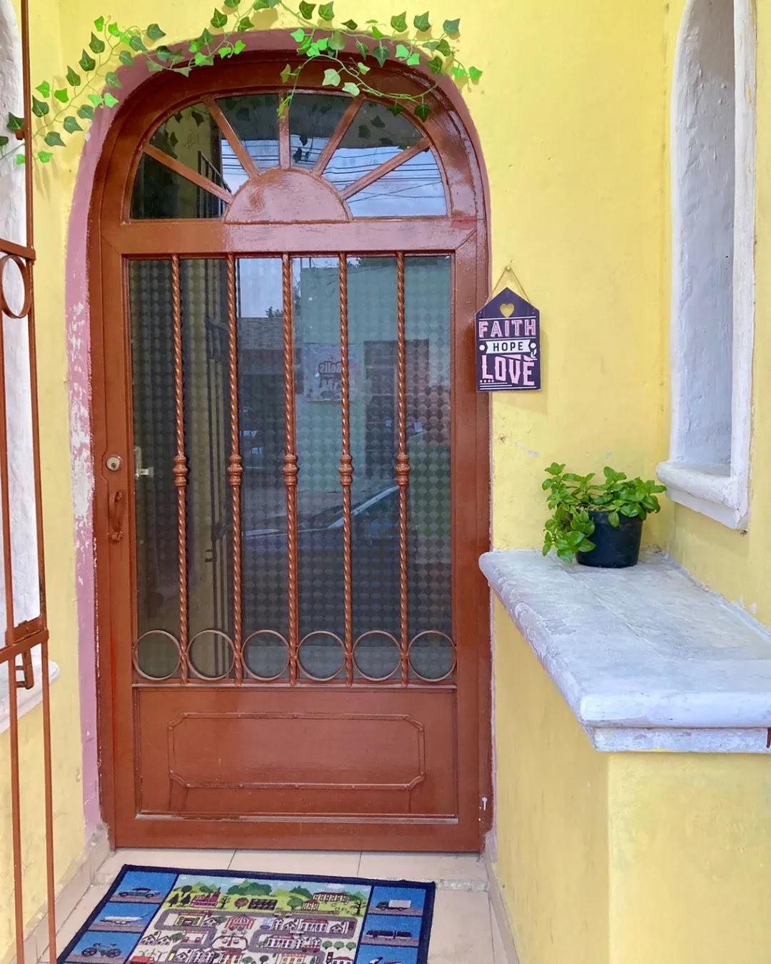 Hostal Republic gallery 1