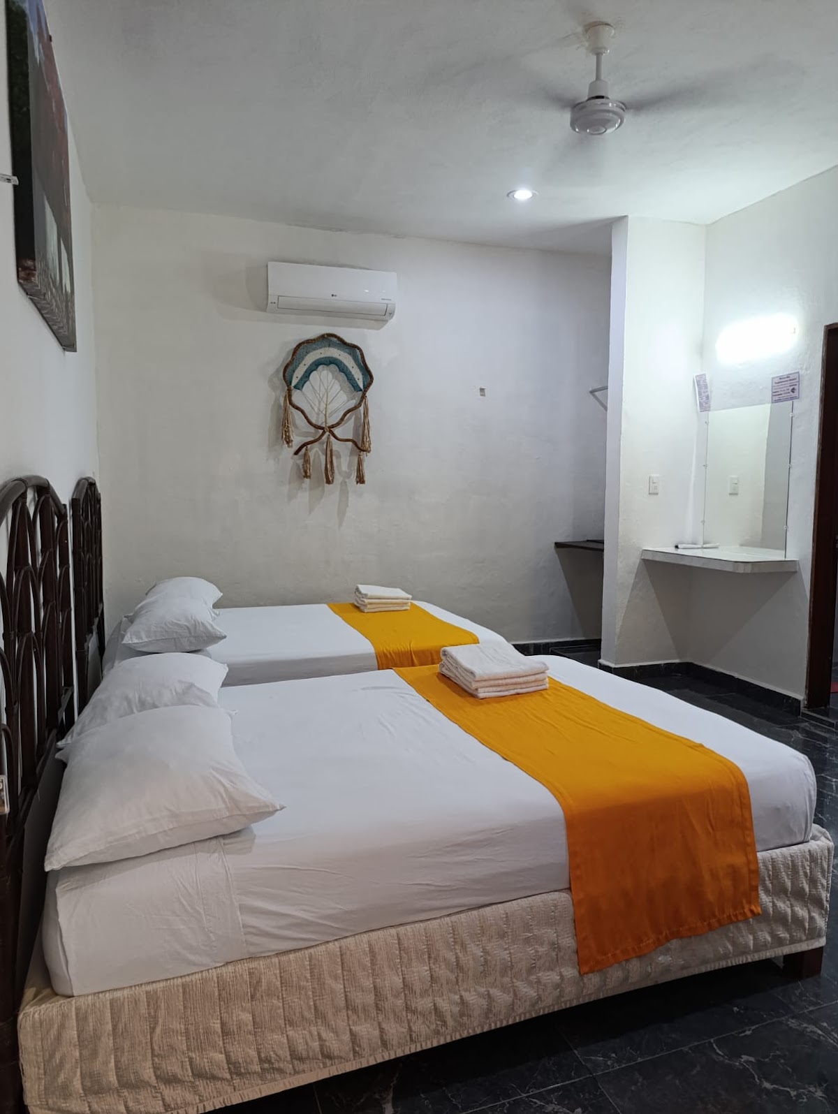 Hotel Alondra gallery 10