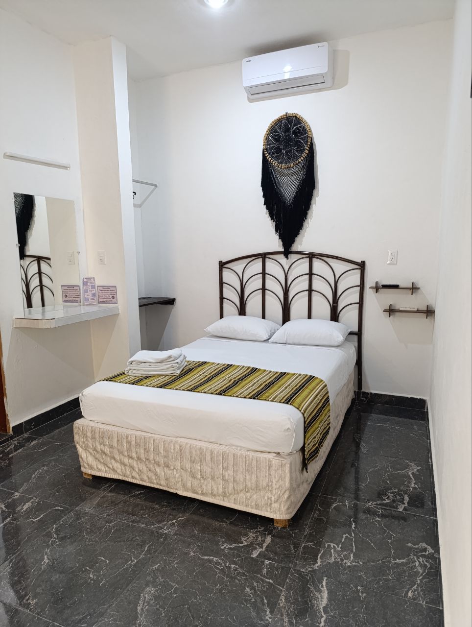 Hotel Alondra gallery 4