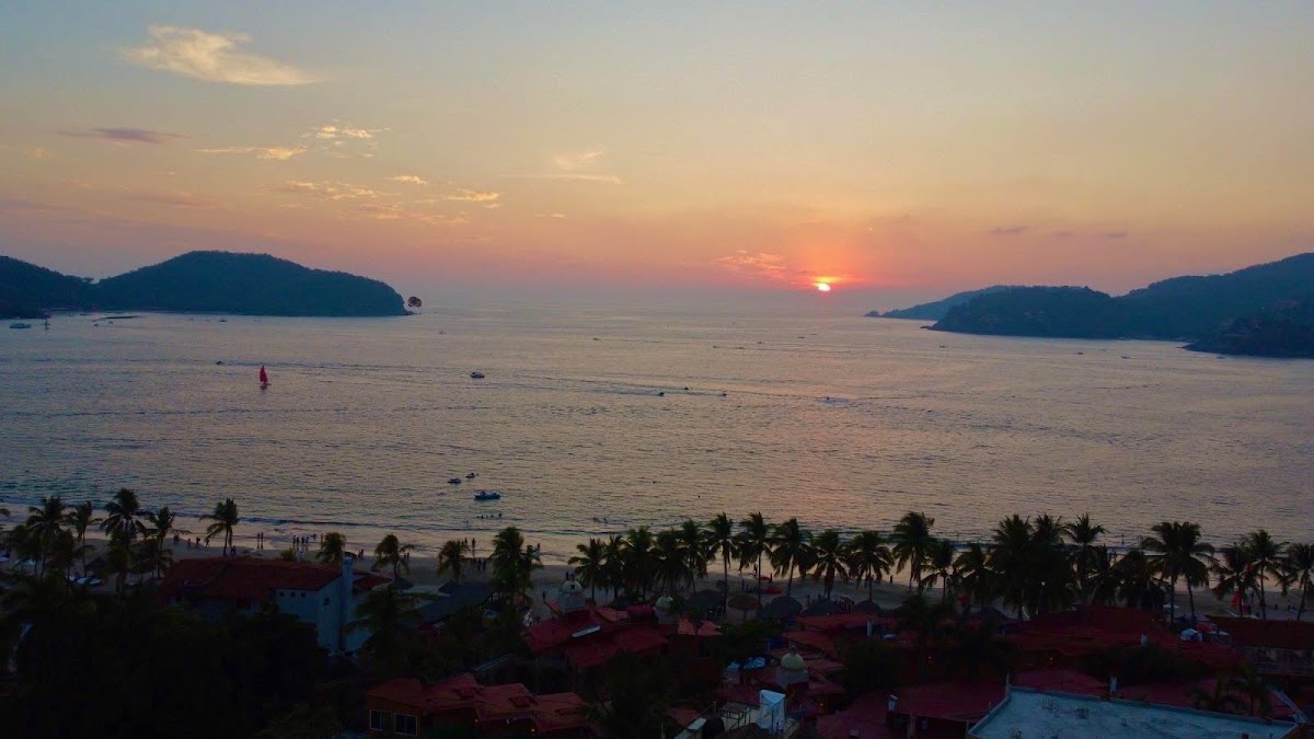Hotel Casa Aurora Zihuatanejo gallery 3