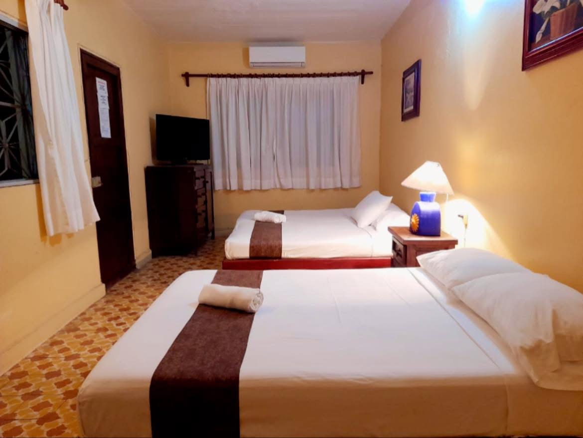 Hotel Casa Aurora Zihuatanejo gallery 5