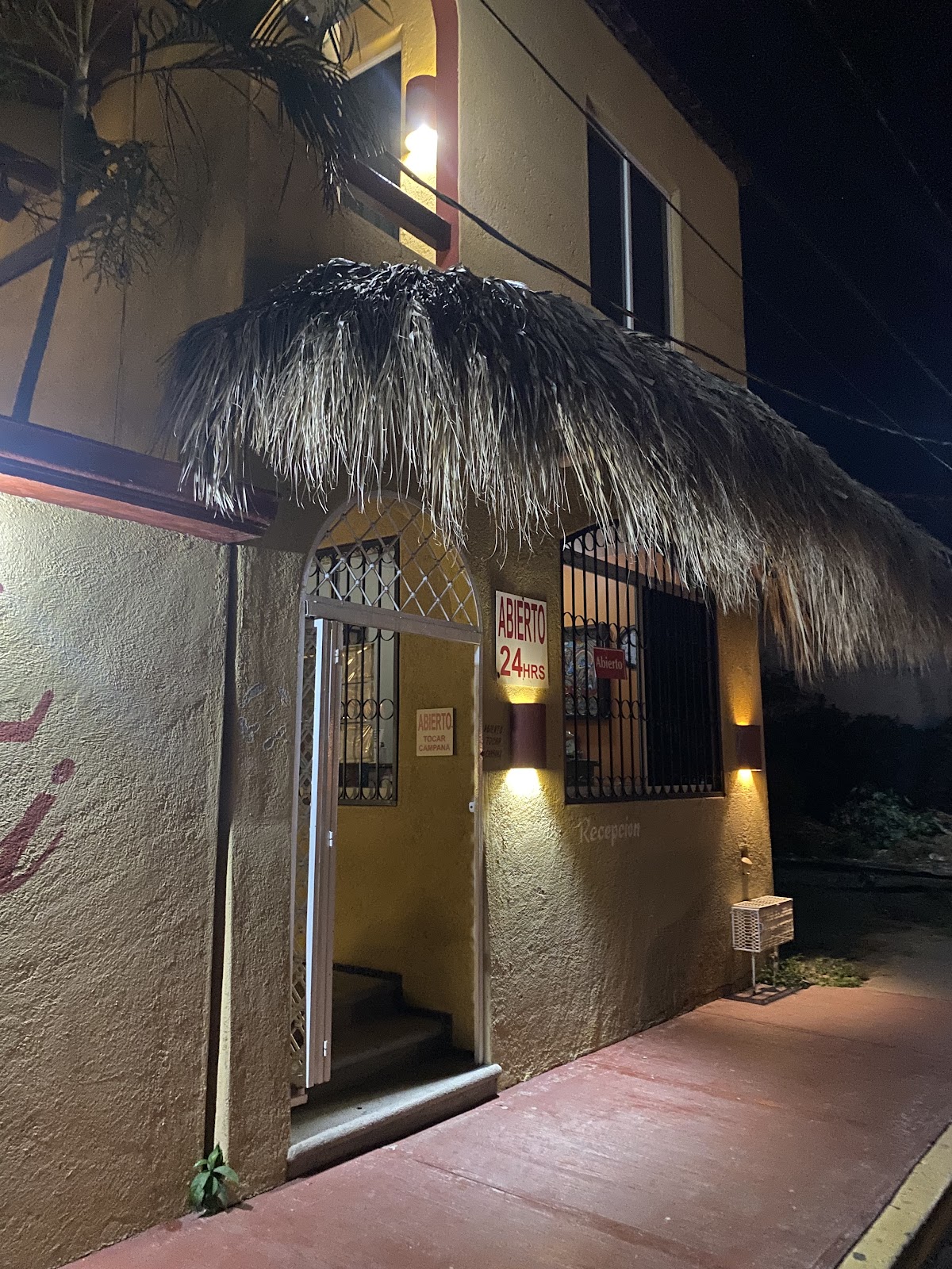 Hotel Cuamatzi Zihuatanejo gallery 7