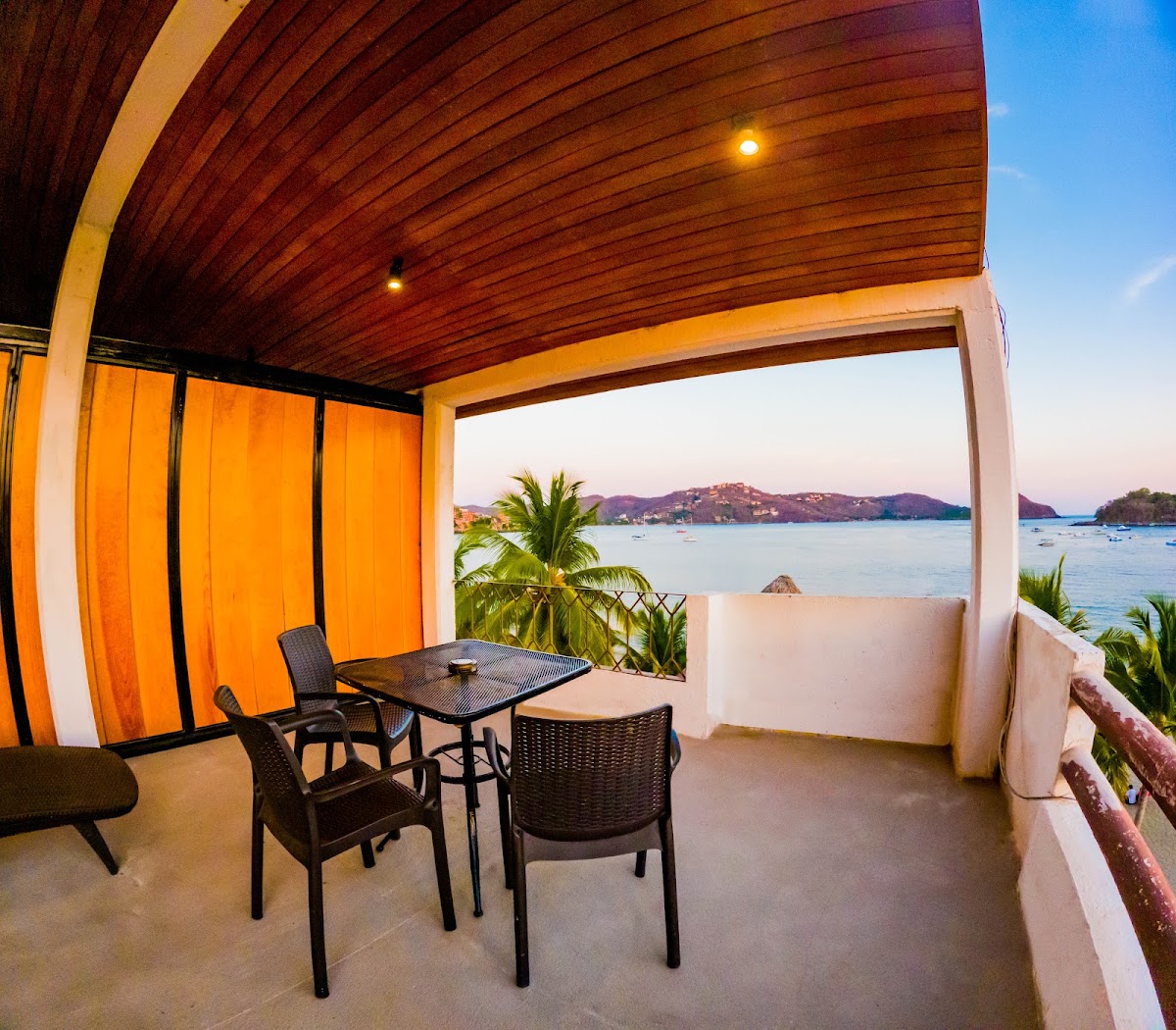 Hotel Del Pescador Beachfront gallery 8