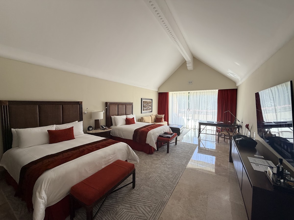 Hotel Grand Velas gallery 2