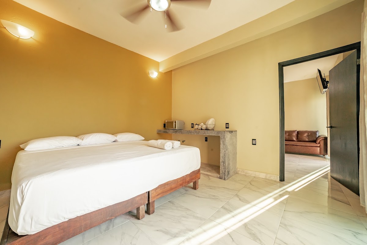 Hotel Guitarra Inn gallery 2