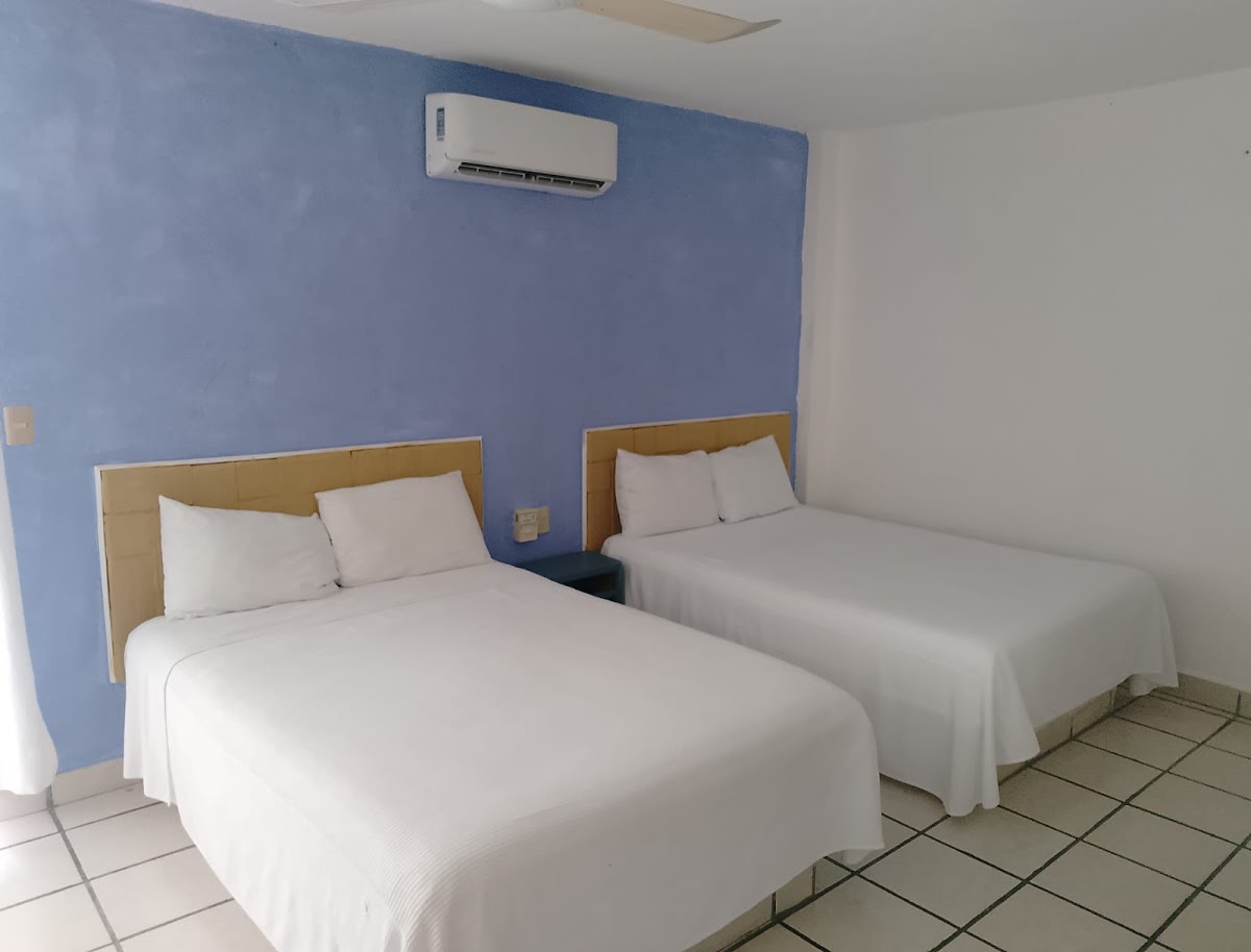 Hotel La Laguna gallery 5