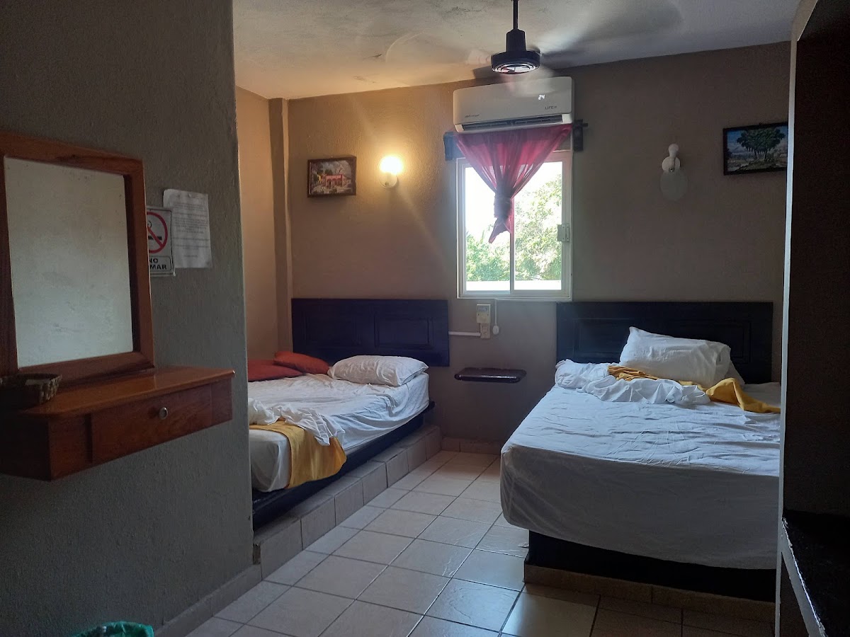 Hotel Mariposa gallery 5