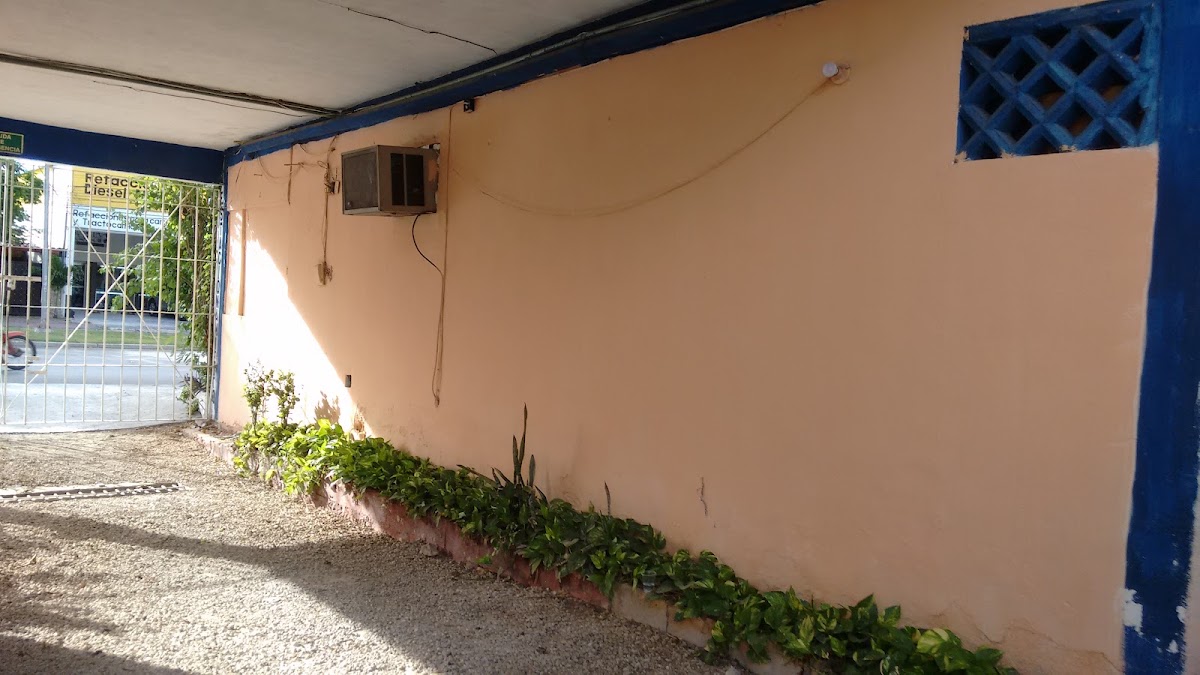 Hotel Maya Inn gallery 1