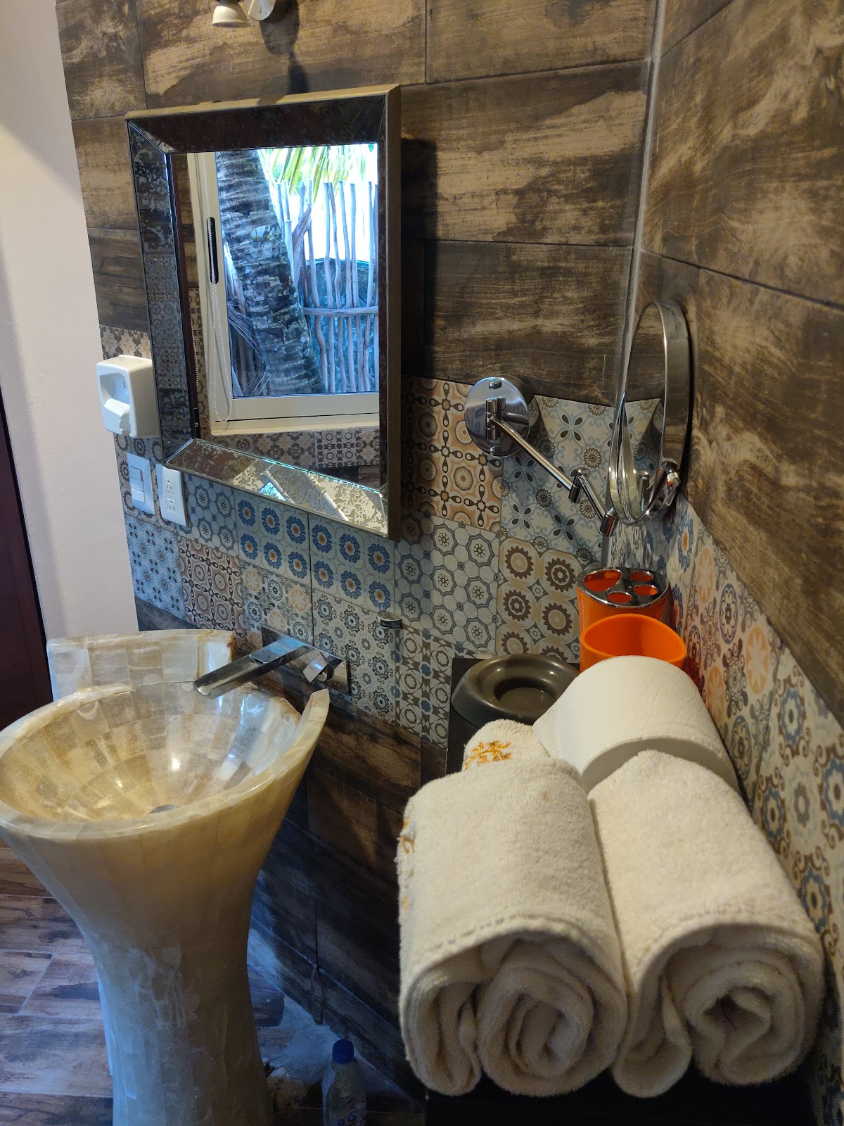 Hotel Paradise Suites gallery 4