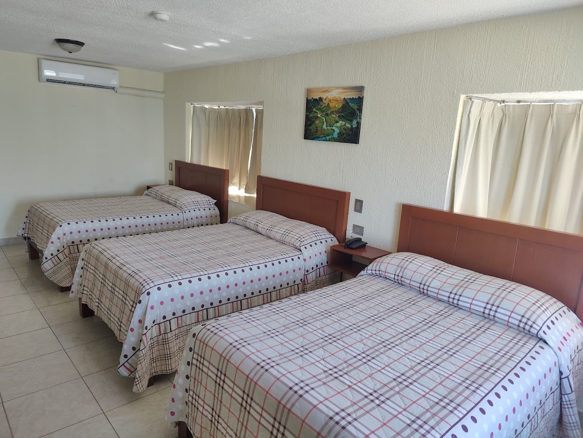Hotel Pekin gallery 3
